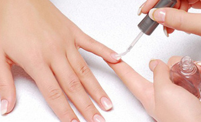 鄭州至愛美甲團購 專業(yè)護(hù)理僅需8.8元